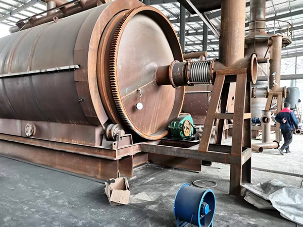 废轮胎炼油设备