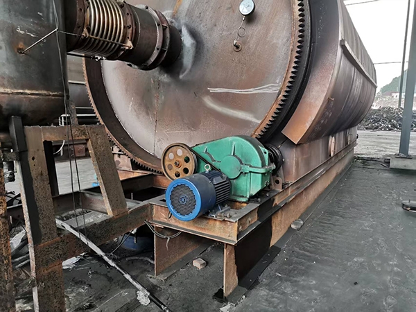 废轮胎炼油设备