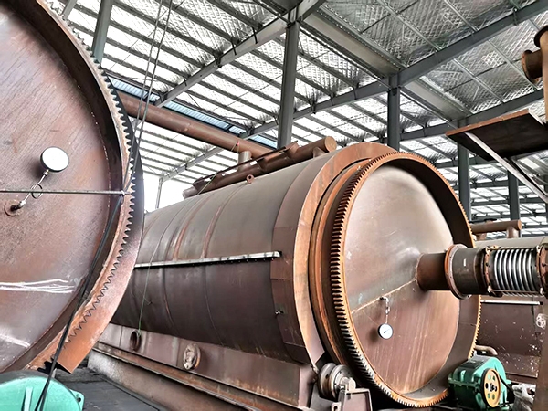 废轮胎炼油设备